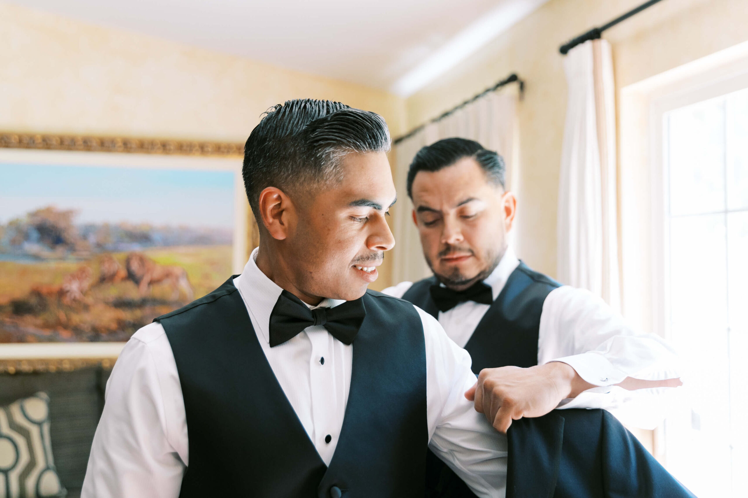 Hummingbird Nest Ranch Wedding - Groom Getting Ready -Lisa Leanne Photography