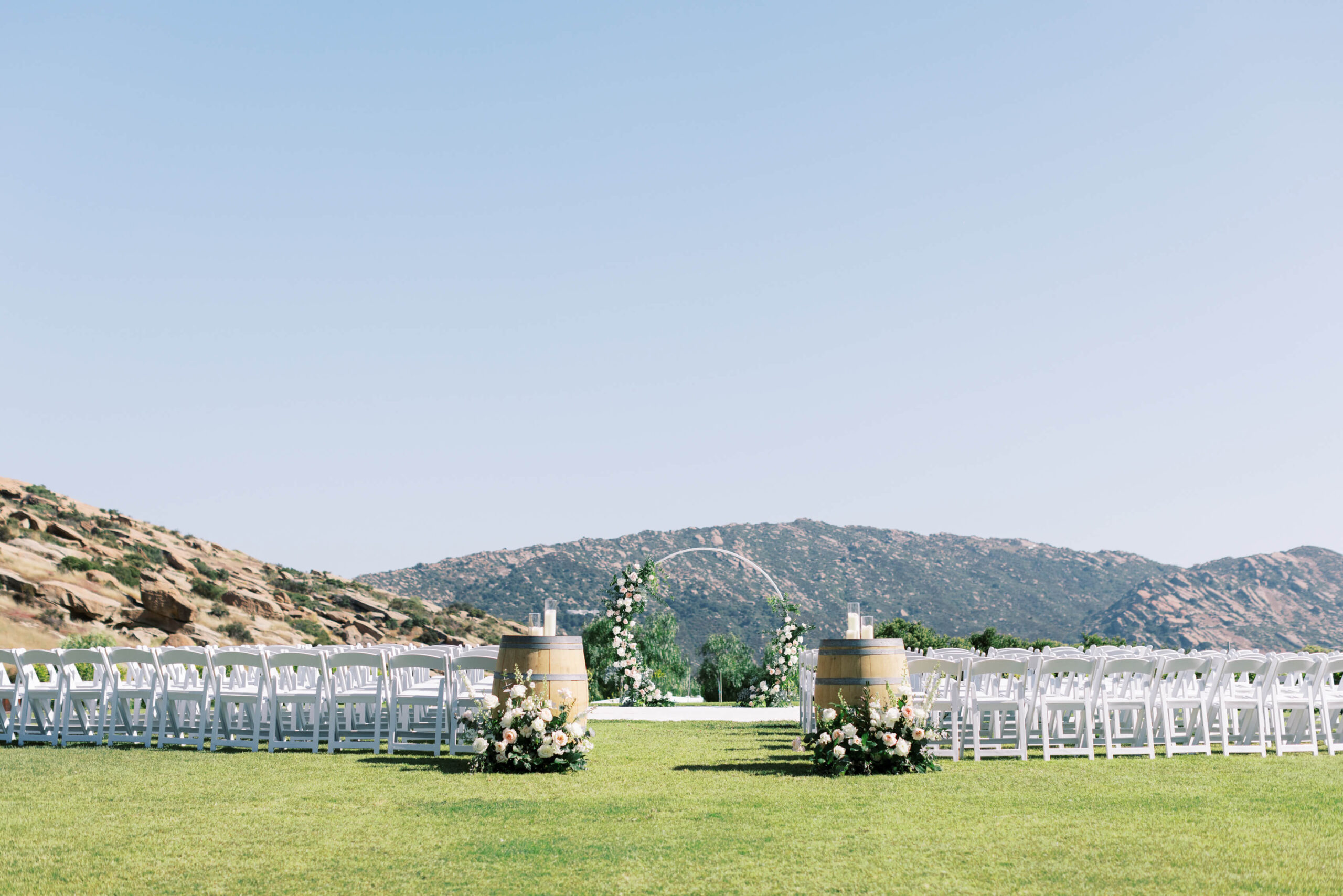 Hummingbird Nest Ranch Q-Vineyard Ceremony - Lisa Leanne Photography