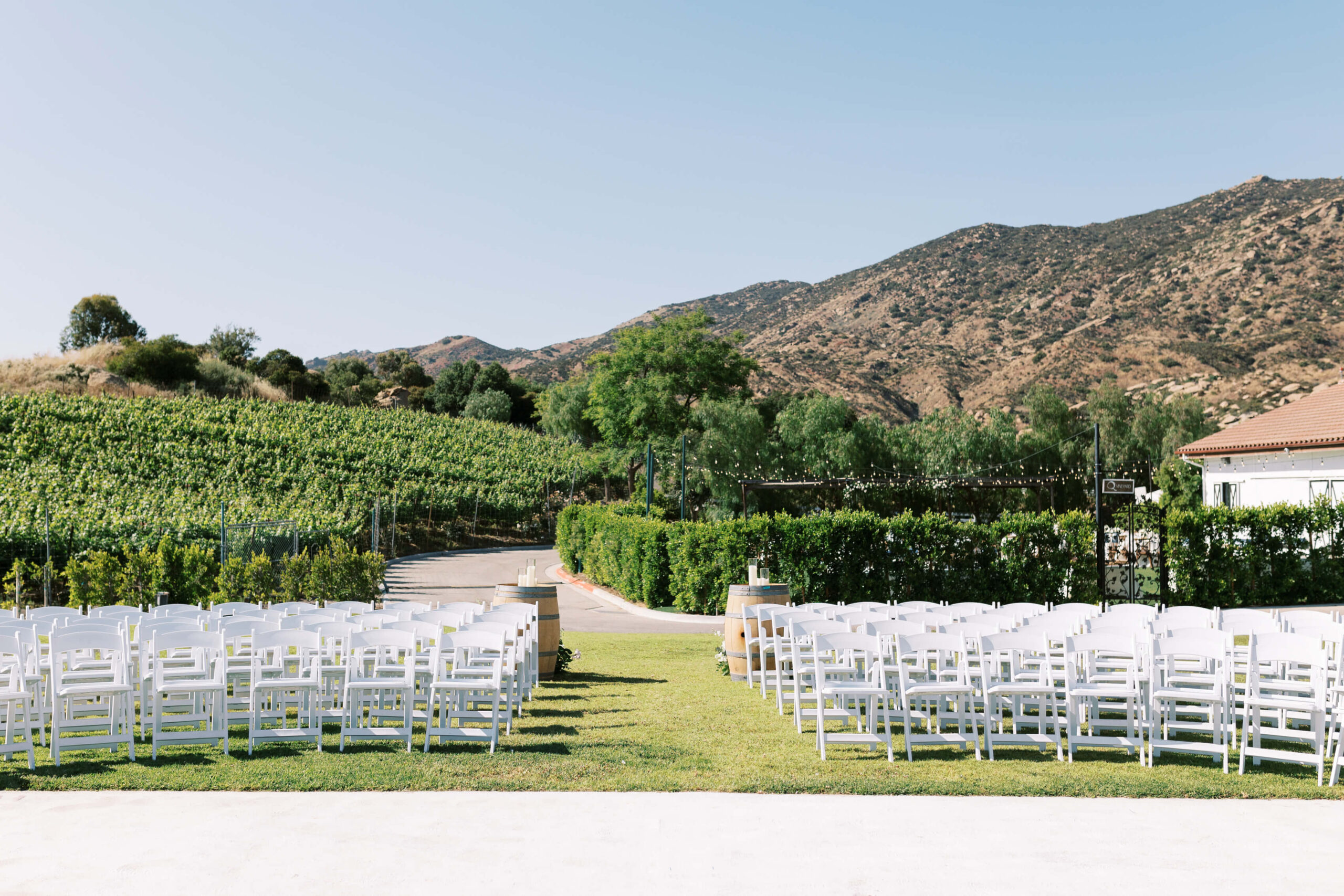 Hummingbird Nest Ranch Q-Vineyard Ceremony - Lisa Leanne Photography