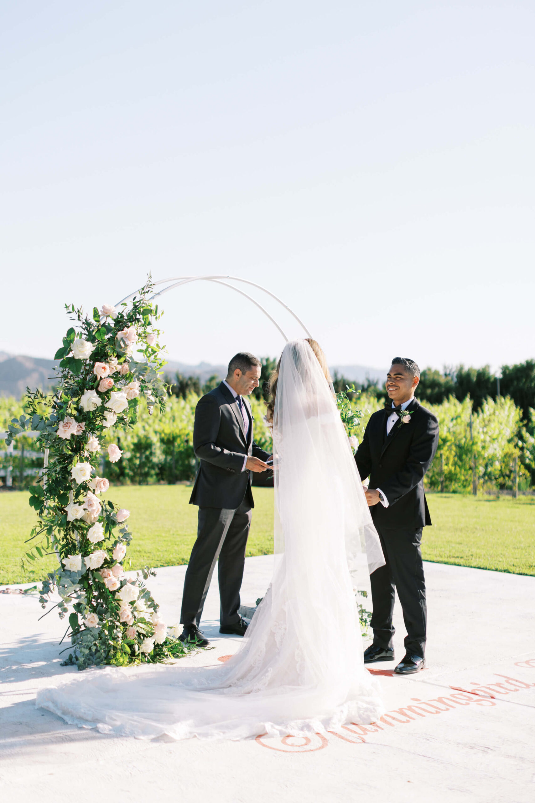 Hummingbird Nest Ranch Q-Vineyard Ceremony - Lisa Leanne Photography