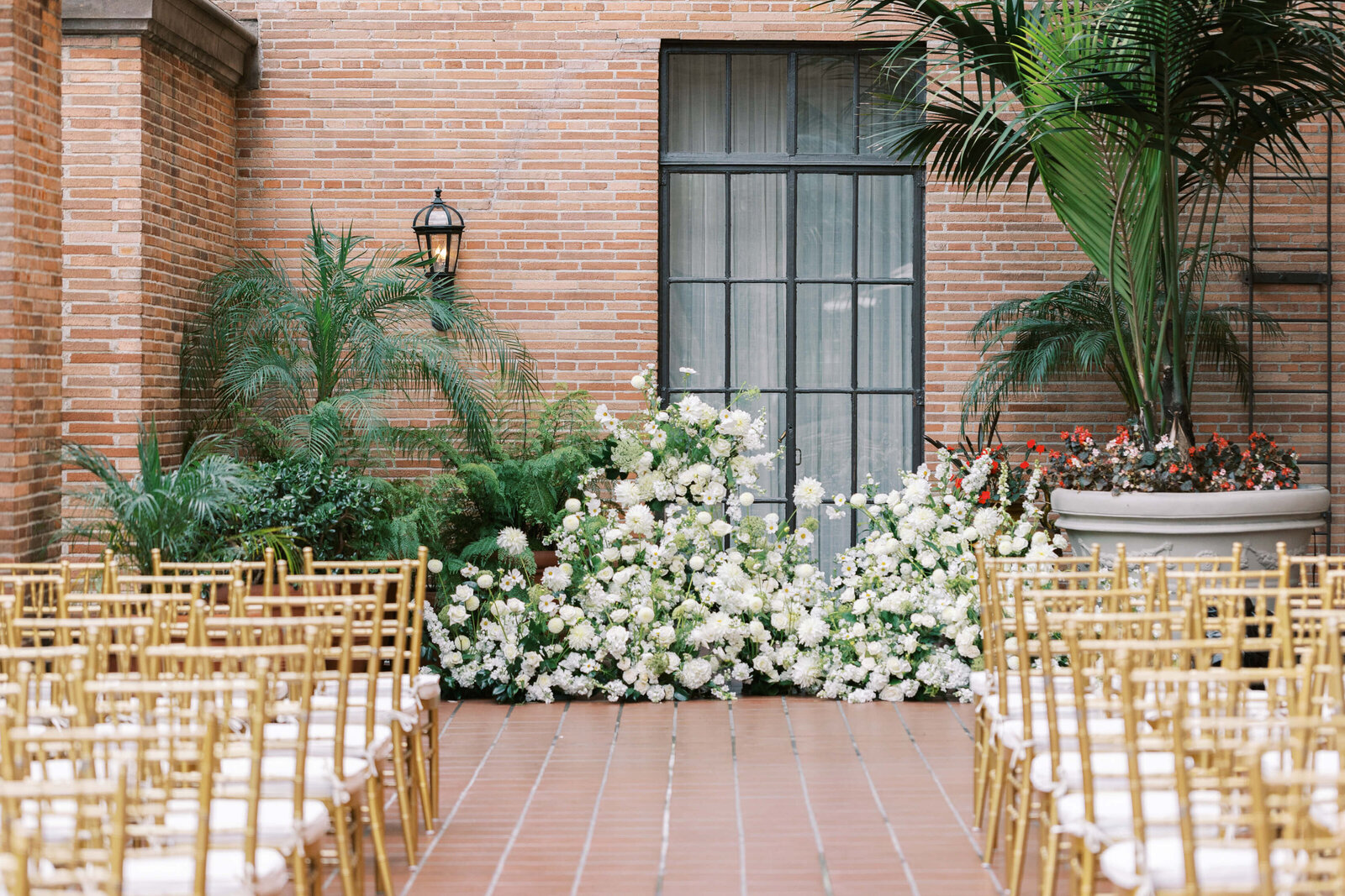 California Club Rooftop Ceremony Setup