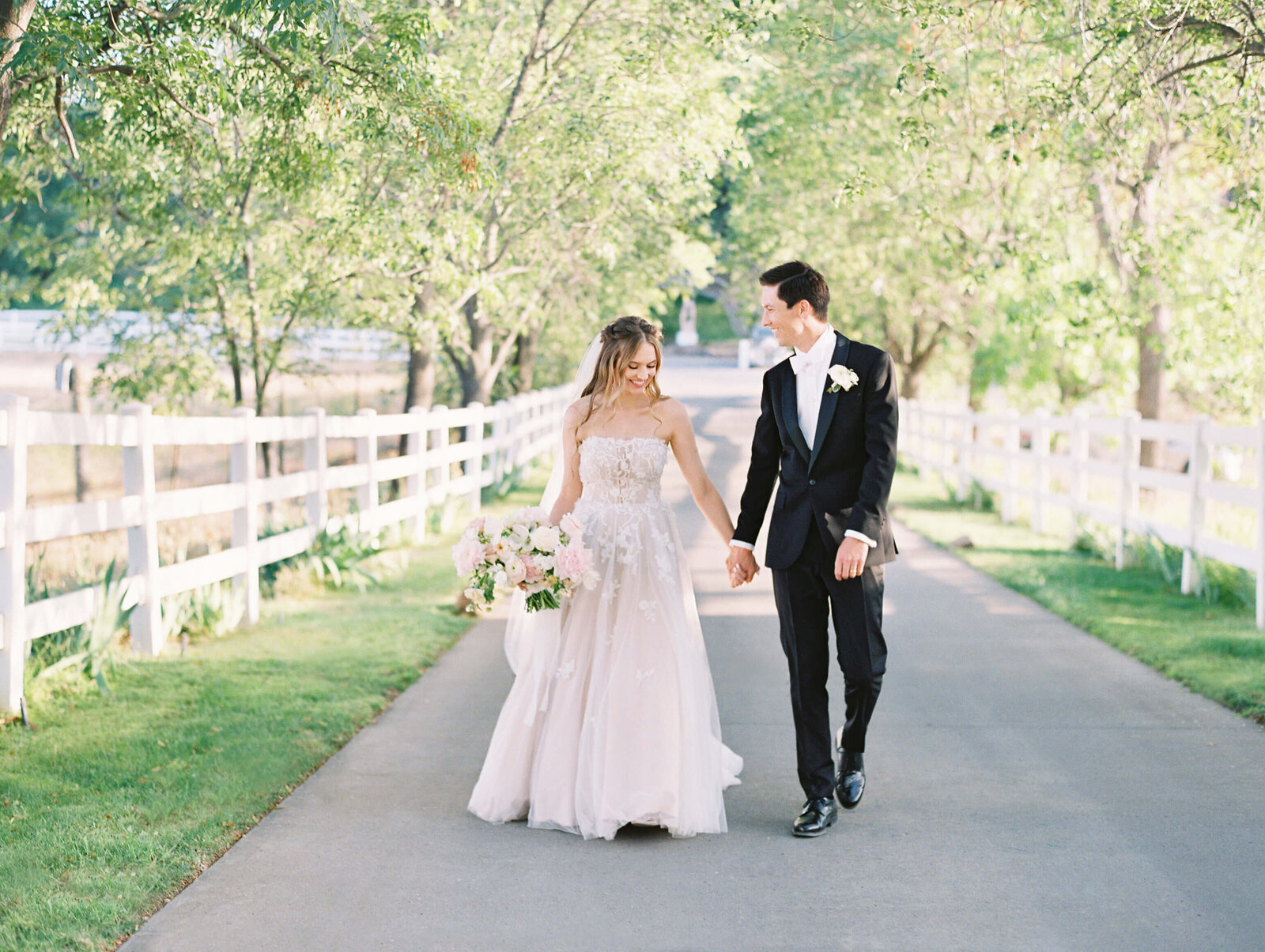 Saddlerock Ranch Wedding - Bride and Groom Portrait - Lisa Leanne Photography