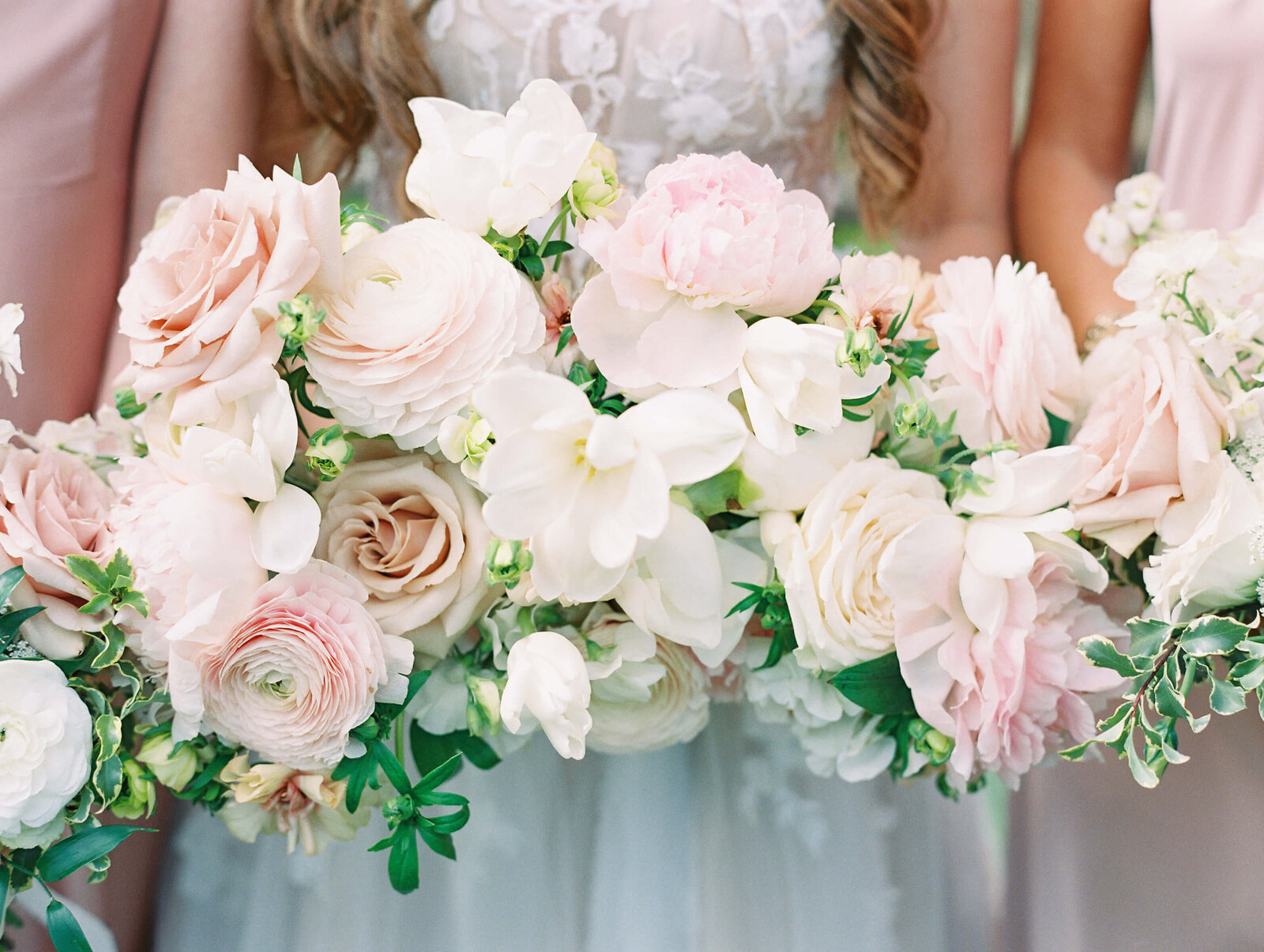 Saddlerock Ranch Wedding - Bridal Bouquets - Lisa Leanne Photography