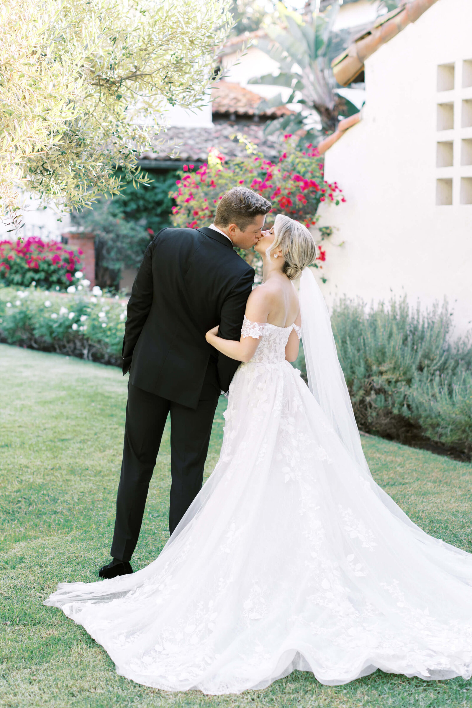 Katherine & Alex wedding at Quail Ranch, Simi Valley - Lisa Leanne Photography