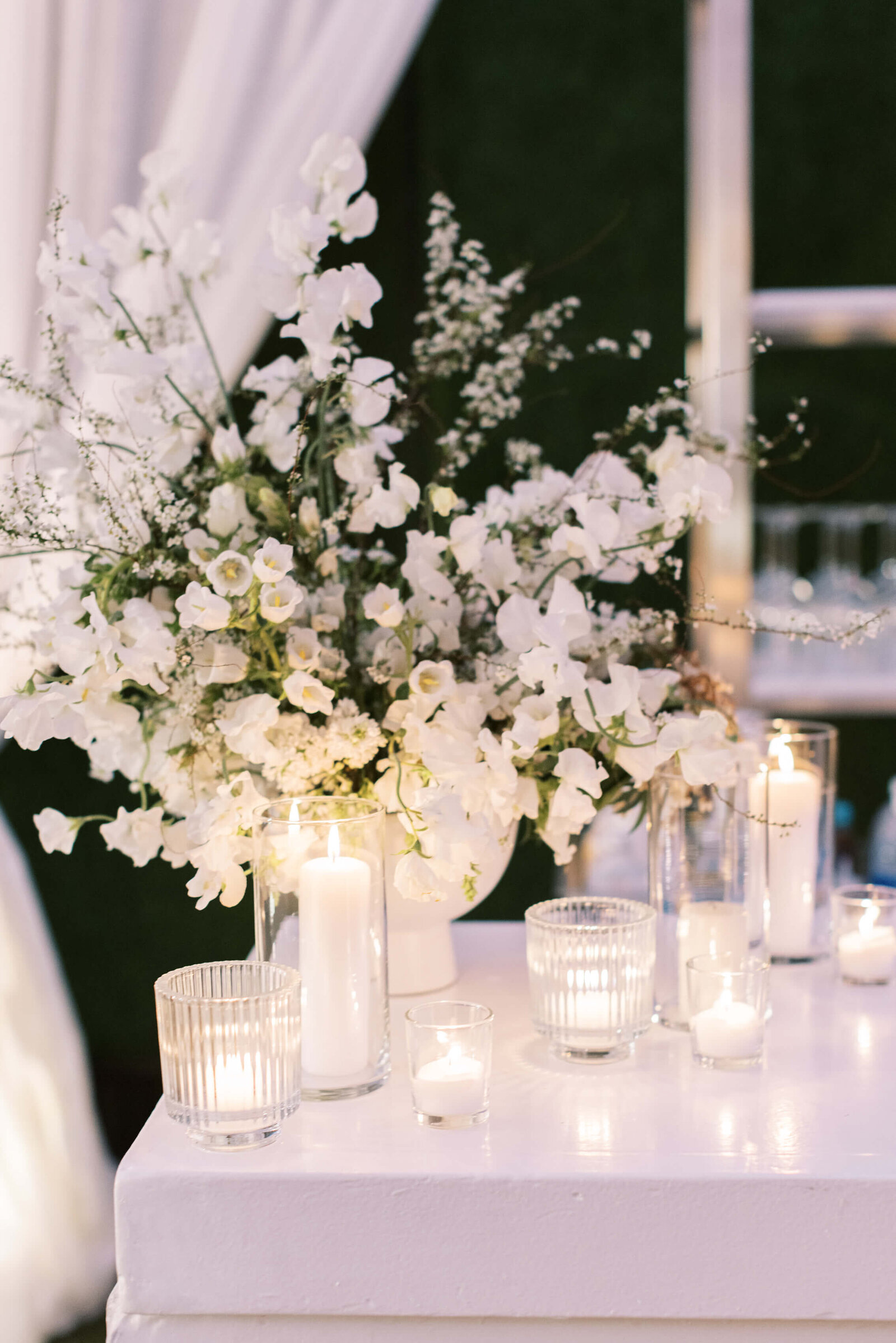 Bel-Air Country Club Reception Detail