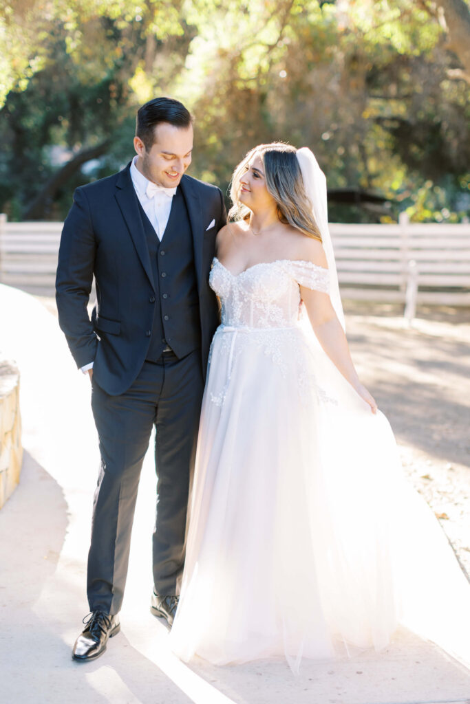 Bride and Groom Portrait at Calamigos Ranch Wedding - Lisa Leanne Photography