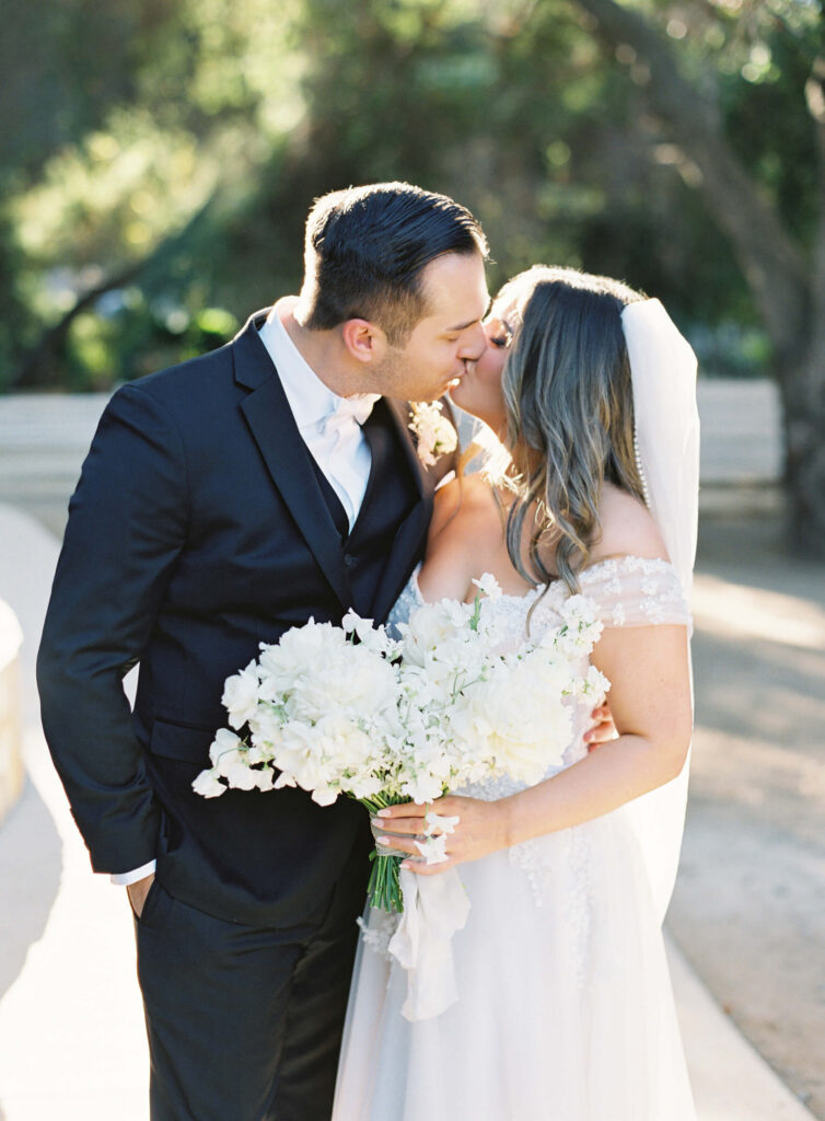 Bride and Groom Kiss at Calamigos Ranch - Lisa Leanne Photography