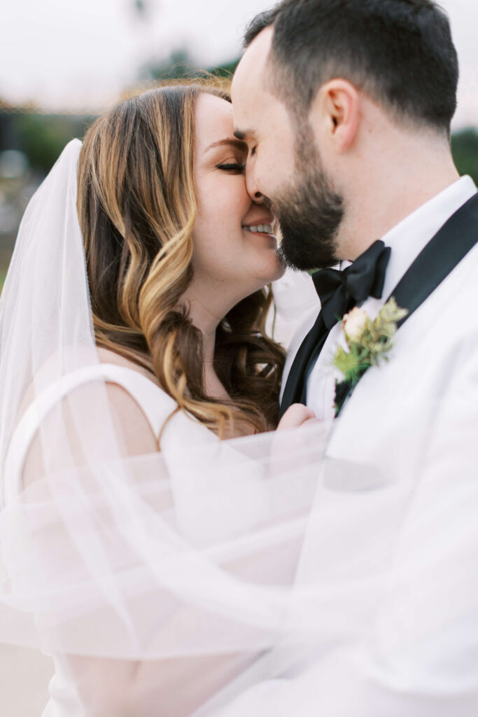 Roblar Winery Wedding Bride and Groom Portrait - Lisa Leanne Photography
