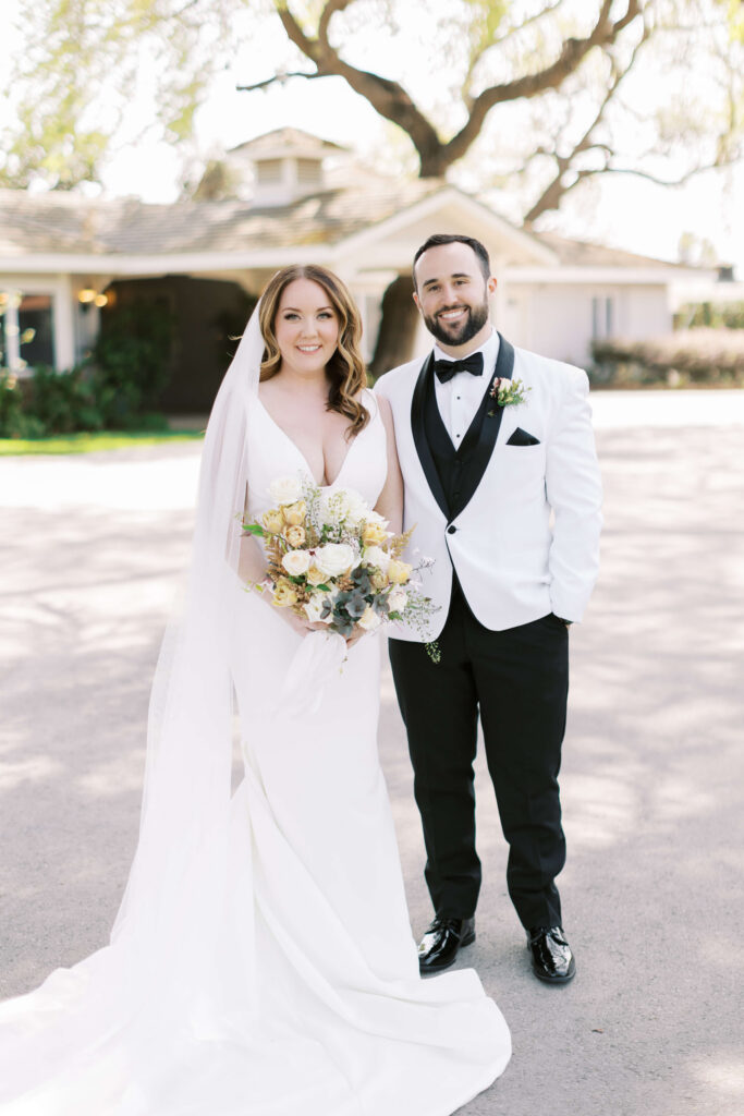Roblar Farm Bride and Groom Portrait - Lisa Leanne Photography