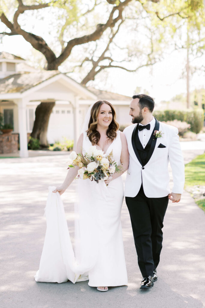 Roblar Farm Bride and Groom Portrait - Lisa Leanne Photography